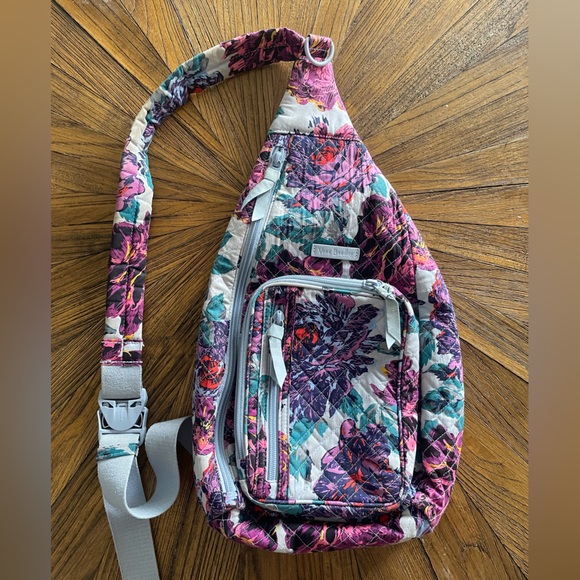 Vera Bradley Sling back & wallet - Picture 12 of 12